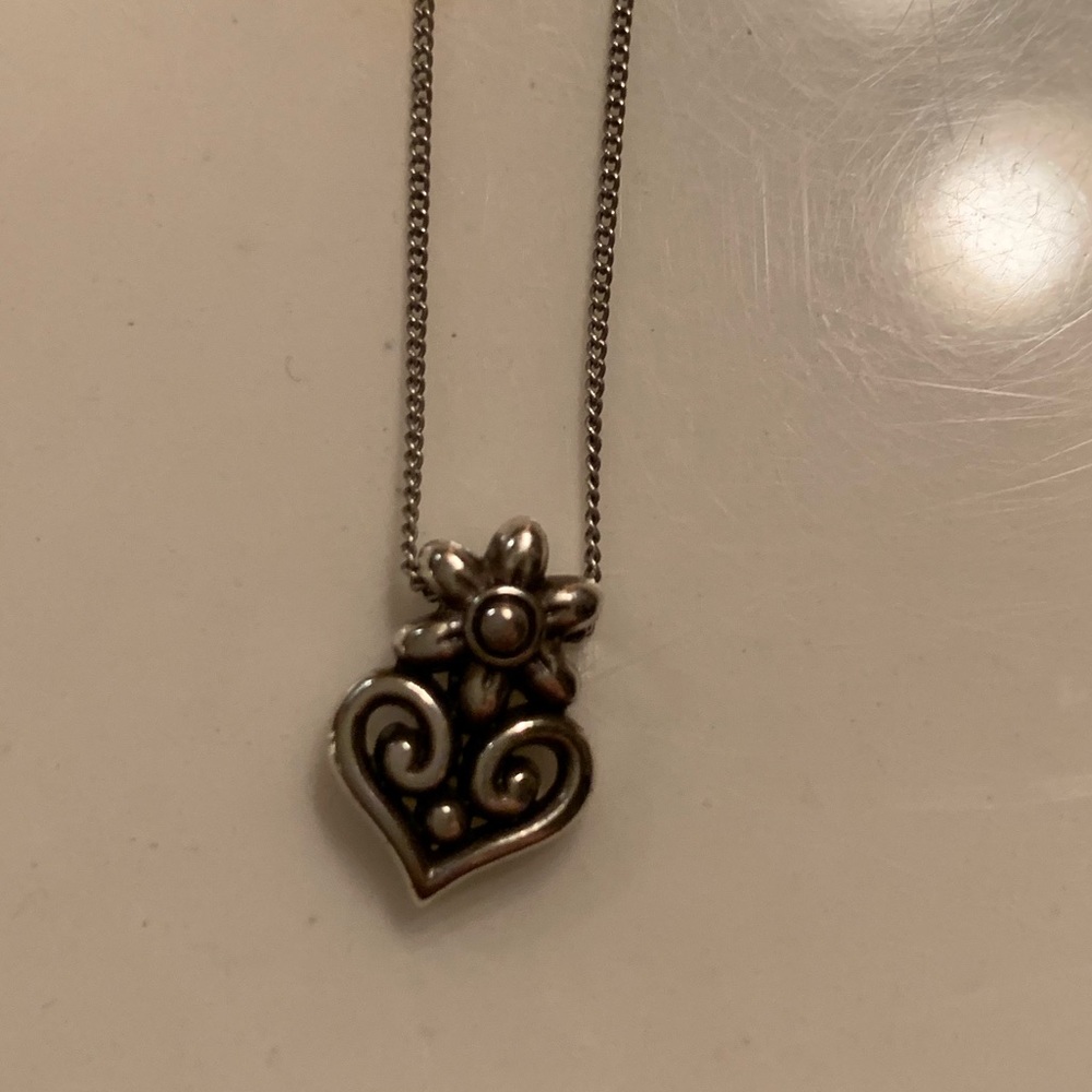 Flower Brighton necklace